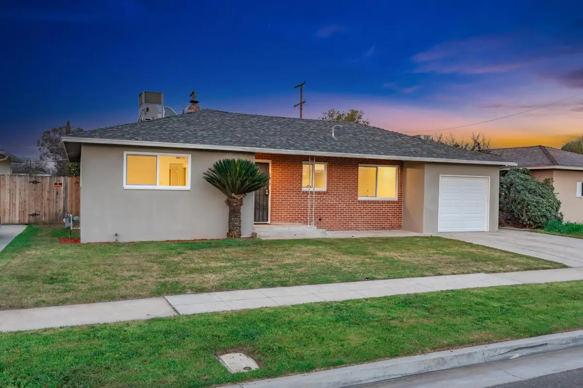3473 E Dayton Avenue, Fresno, CA 93726 - Image #1