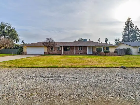 6035 E Lyell Avenue, Fresno, CA 93727 - Image #1