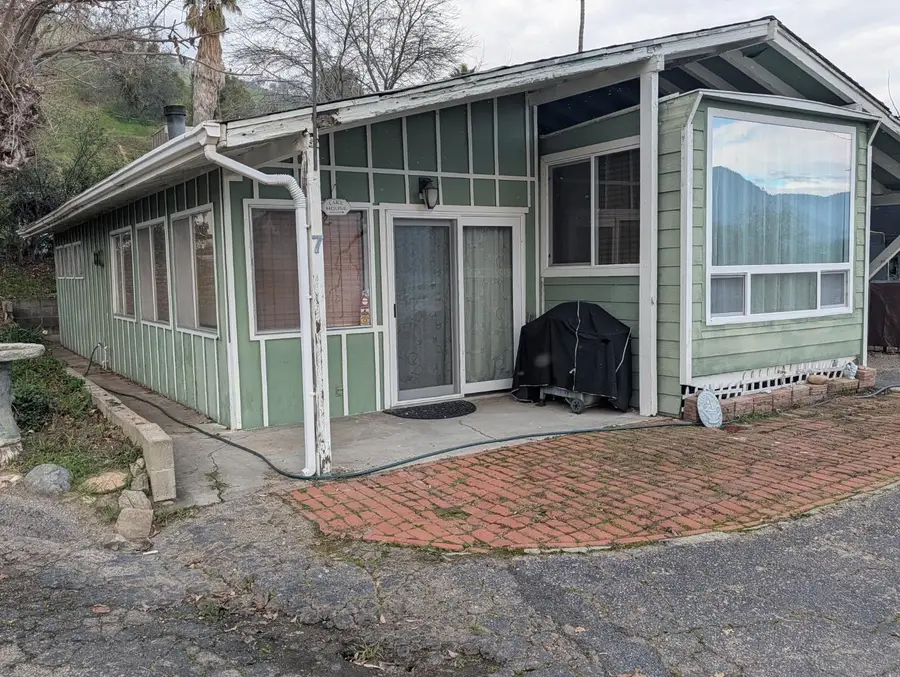 32303 E Trimmer Springs Road #7, Sanger, CA 93657 - Image #2