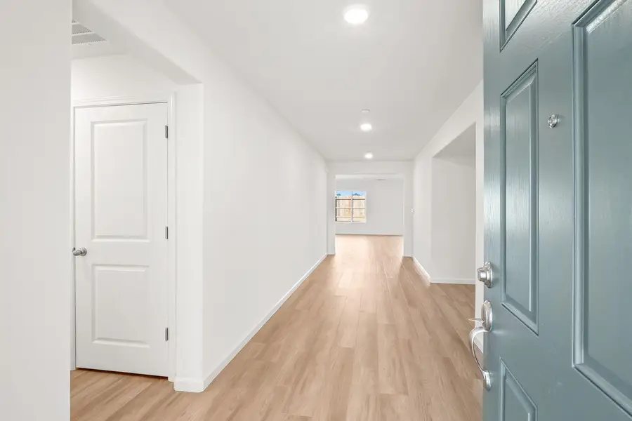 5121 E Audrie Avenue, Fresno, CA 93725 - #2