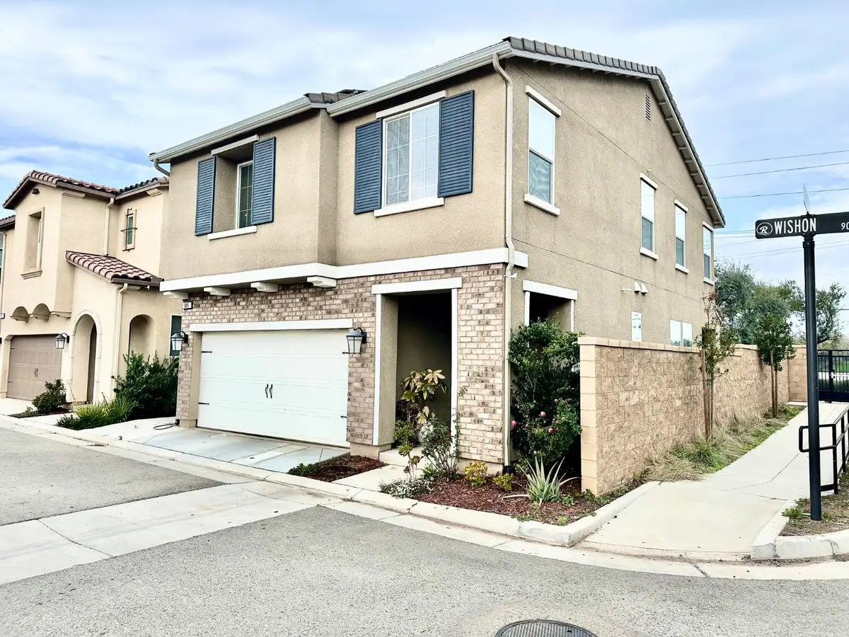 905 Wishon Avenue W, Madera, CA 93636 - Image #1