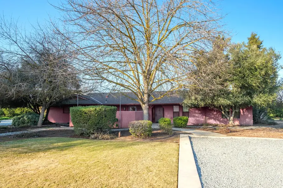 19282 E South Avenue, Reedley, CA 93654 - Image #2