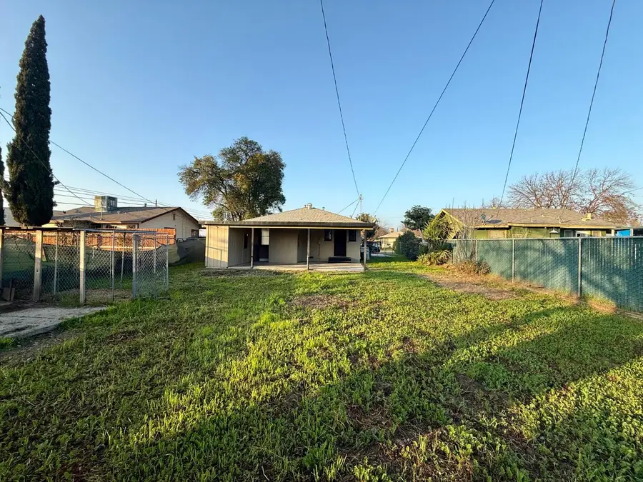 912 E Drummond Avenue, Fresno, CA 93706 - Image #3