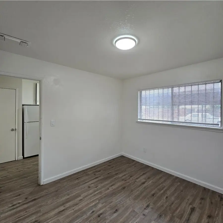 217 E Tuolumne Street, Fresno, CA 93706 - #3