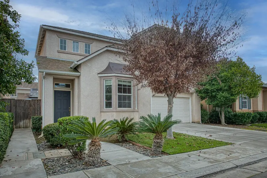 3651 W Pomegranate Lane, Fresno, CA 93711 - Image #2