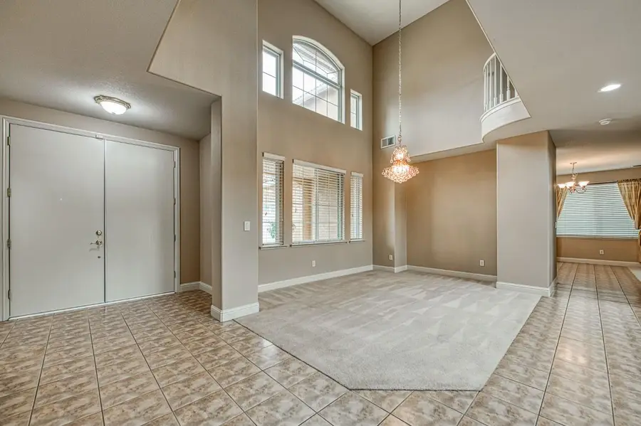 2271 Serena Avenue, Clovis, CA 93619 - Image #3