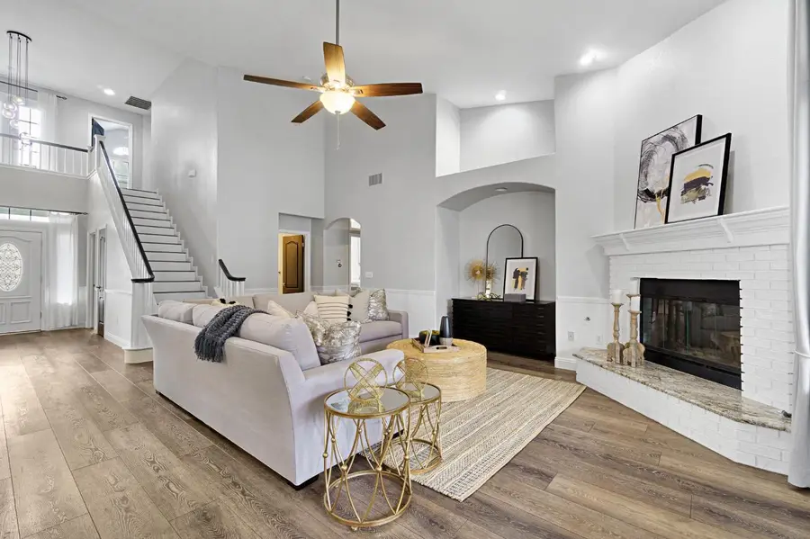 1780 N Bush Avenue, Clovis, CA 93619 - #2