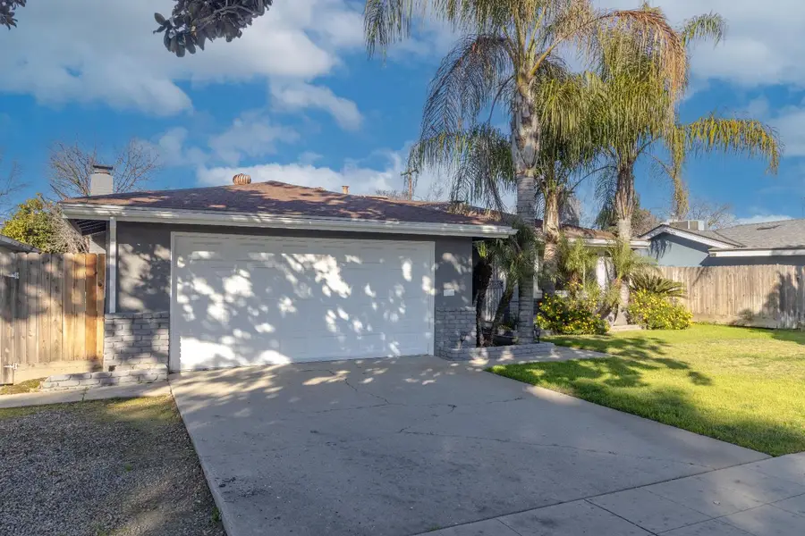 2333 E Austin Way, Fresno, CA 93726 - Image #2