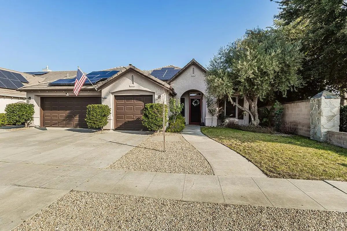 1923 N Douglas Avenue, Clovis, CA 93619 - Image #1
