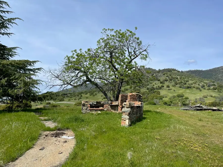 5877 State Hwy 49 North, Mariposa, CA 95338 - Image #3
