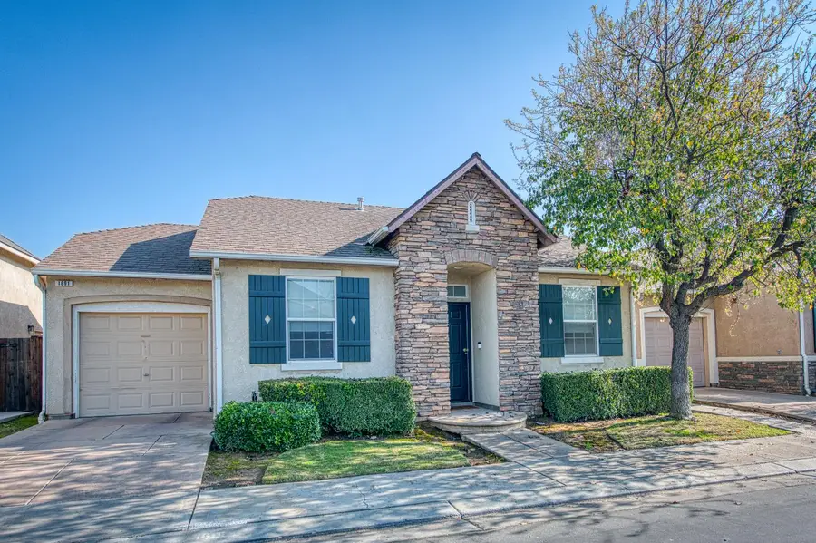 1691 N Monaco, Clovis, CA 93619 - #2