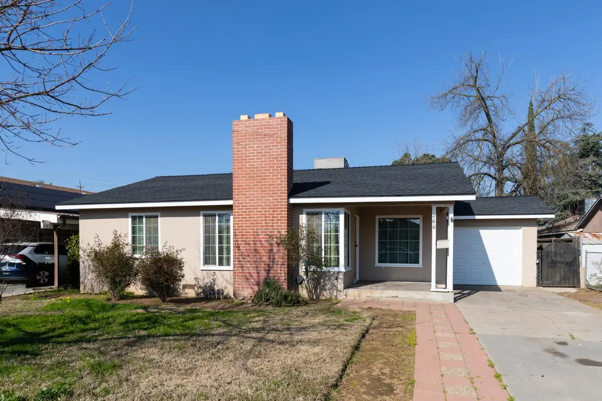 266 E Linden Avenue, Reedley, CA 93654 - Image #1