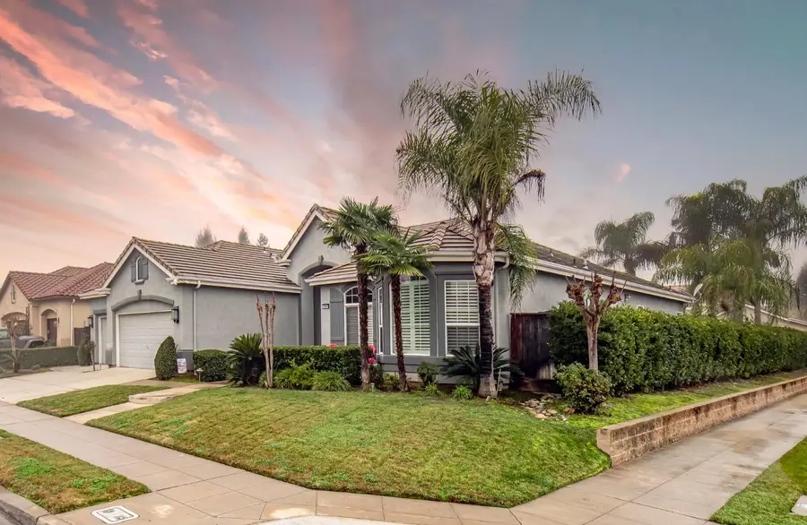 1890 N Hornet Avenue, Clovis, CA 93619 - Image #2