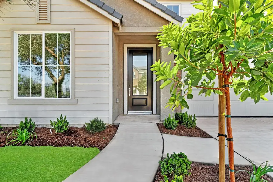 1052 Springtime Avenue, Clovis, CA 93619 - Image #3