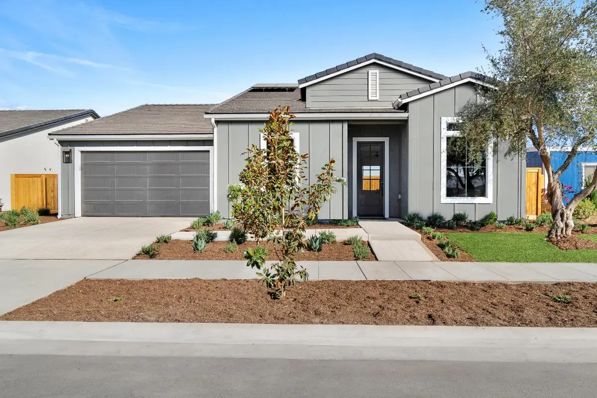 2283 N Argyle Avenue, Clovis, CA 93619 - Image #1
