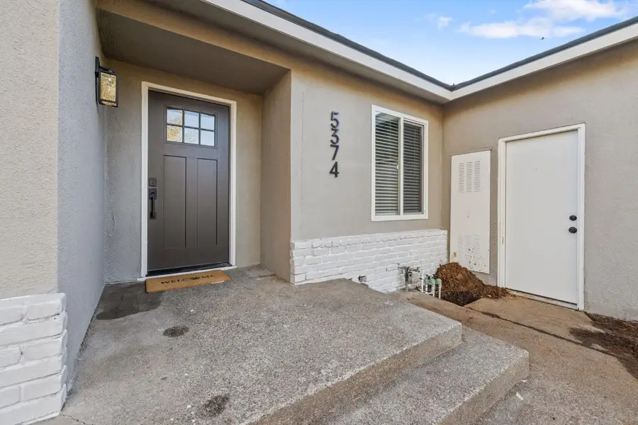 5374 N Santa Fe Avenue, Fresno, CA 93711 - Image #2