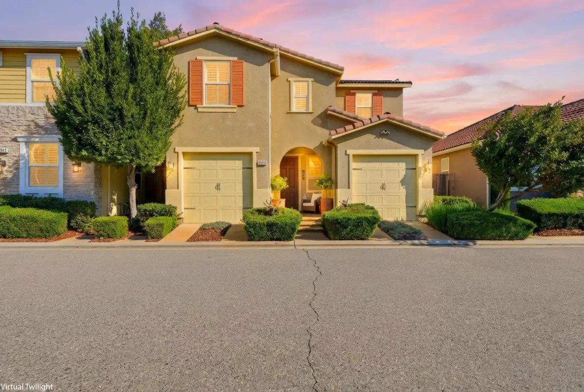 1521 N Encoure Way, Clovis, CA 93619 - Image #1