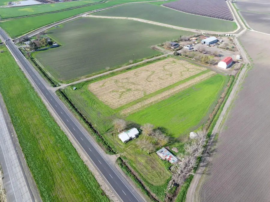 9100 State Highway 152, Dos Palos, CA 93620 - Image #2