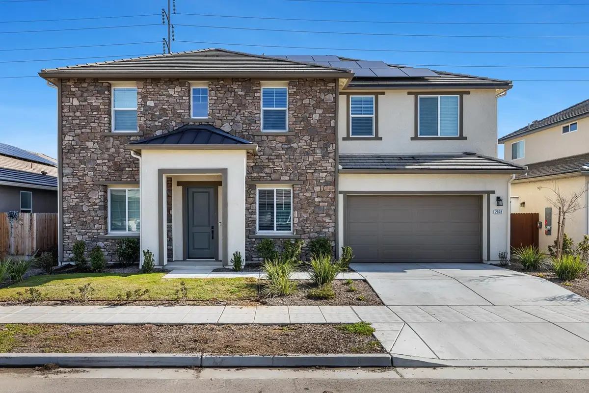 2078 N Laverne Avenue, Fresno, CA 93727 - Image #1