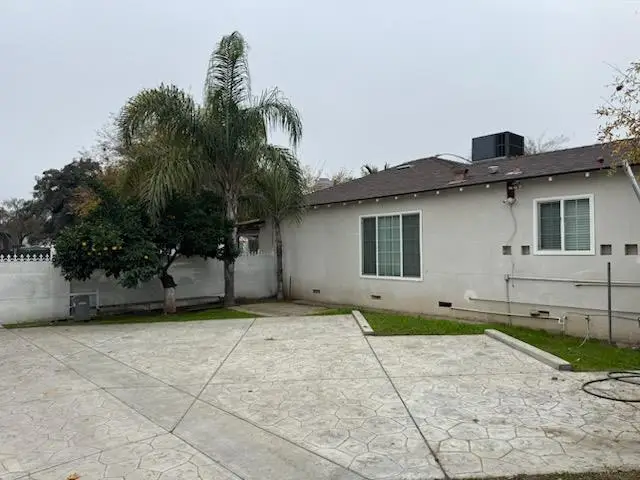 5225 E Belmont Avenue, Fresno, CA 93727 - Image #2