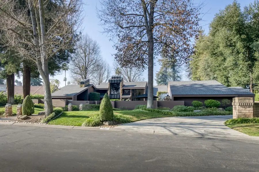 7621 N Laguna Vista Avenue, Fresno, CA 93711 - Image #2