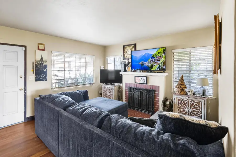 1136 E Michigan Avenue, Fresno, CA 93704 - Image #2