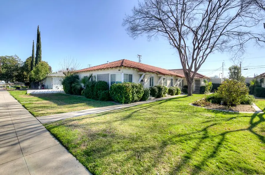 543 W Hammond Avenue, Fresno, CA 93728 - Image #2