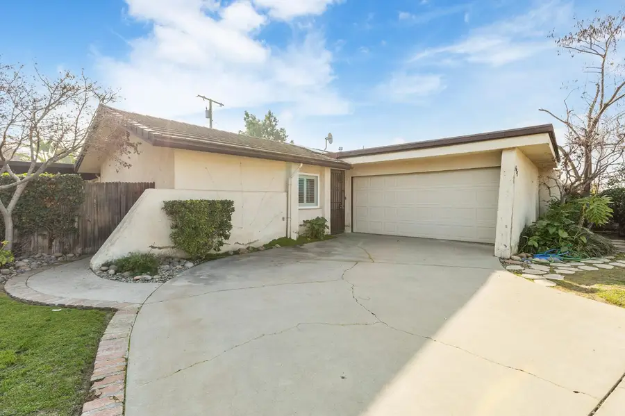 637 N Village Green Street, Porterville, CA 93257 - #2