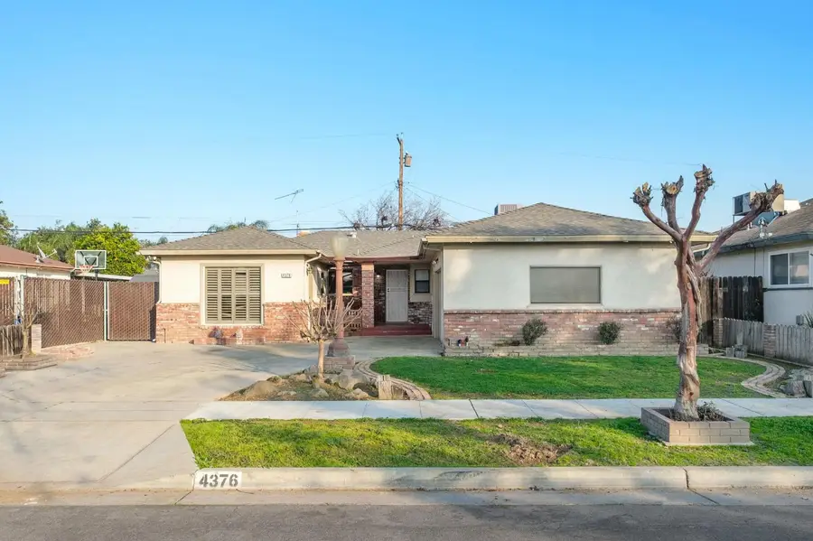 4376 N 5th Street, Fresno, CA 93726 - Image #2