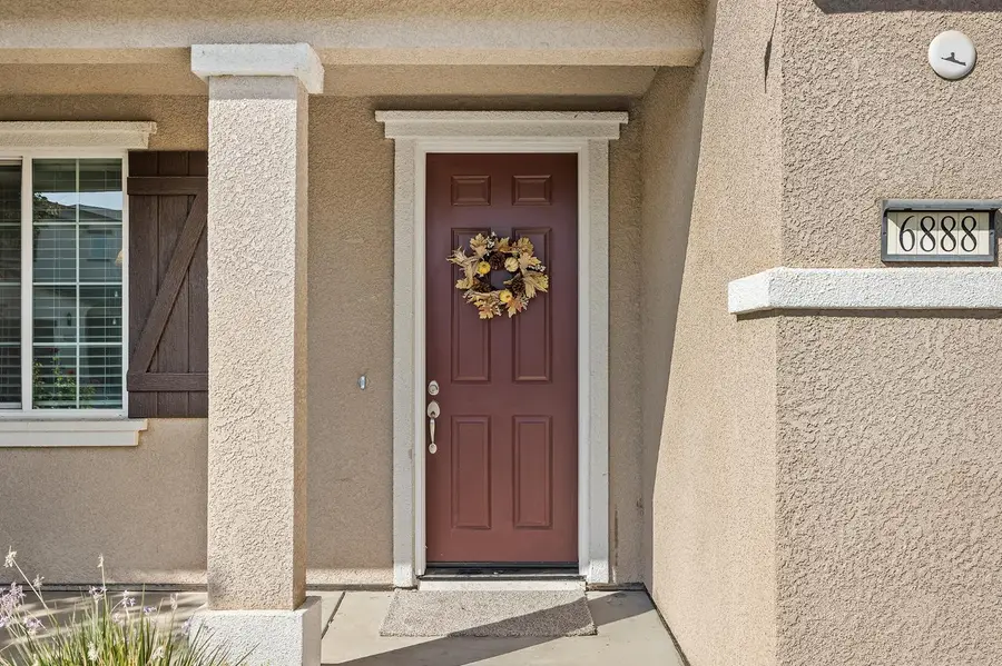 6888 W Parr, Fresno, CA 93722 - #3