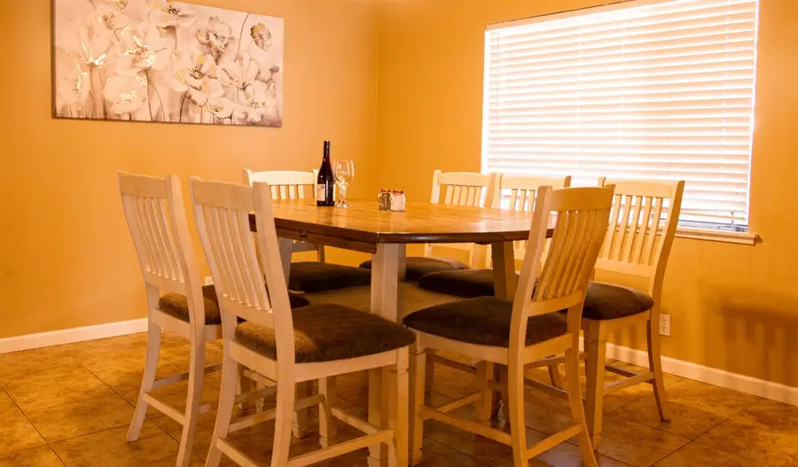 3924 3924 E Farrin Ave, Fresno, CA 93726 - Image #3