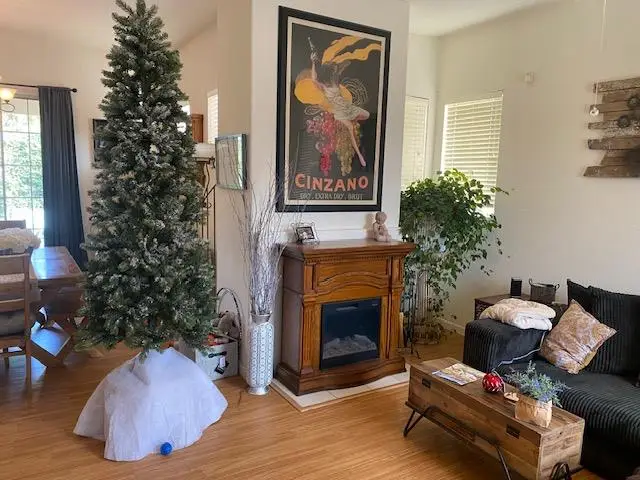 9356 N Jade Avenue, Fresno, CA 93720 - Image #3