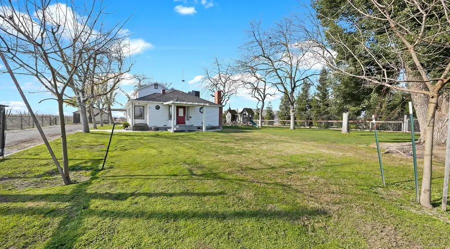 41709 Road 52, Reedley, CA 93654 - #3