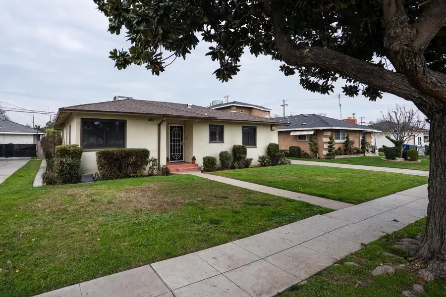 322 W Fountain Way, Fresno, CA 93705 - Image #3