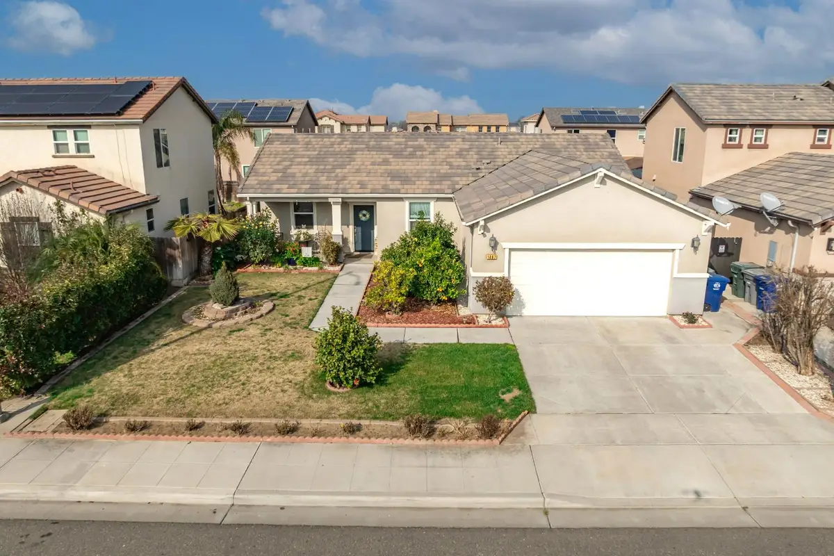 1467 Linda Mesa Drive, Madera, CA 93638 - Image #1