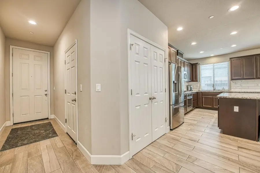 3830 Leigh Lane, Clovis, CA 93619 - #3