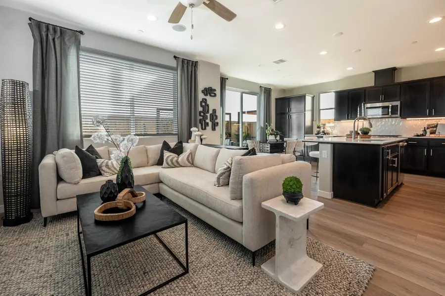 586 Ophelia Avenue, Madera, CA 93636 - Image #2