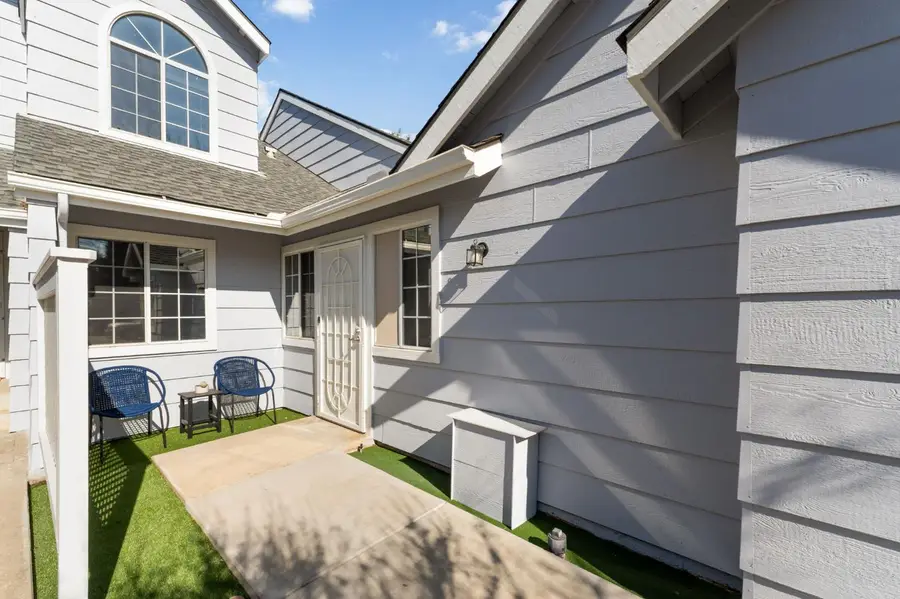 7572 N Millbrook Avenue, Fresno, CA 93720 - #3