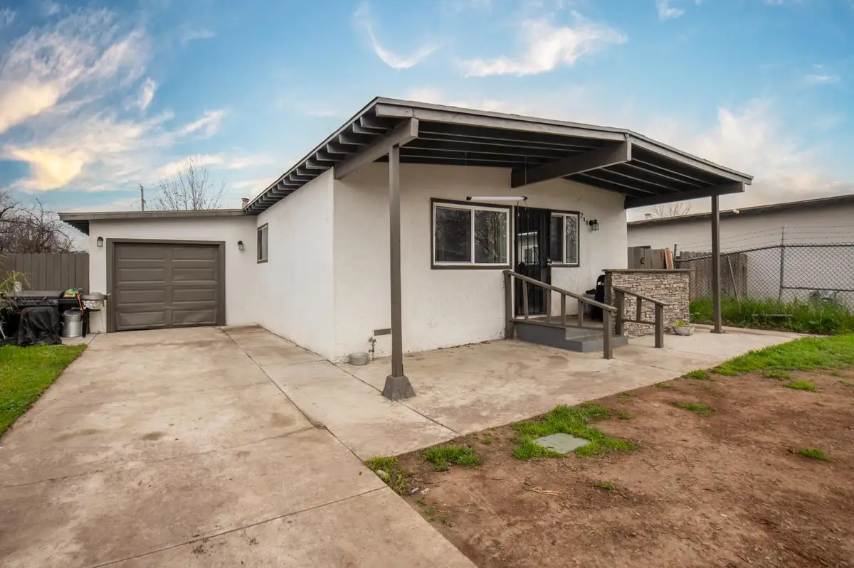 248 W Eden Avenue, Fresno, CA 93706 - Image #1