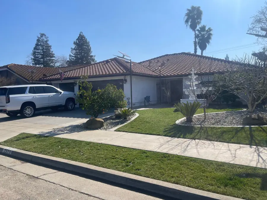 2520 Meadowrest Way, Madera, CA 93637 - #2