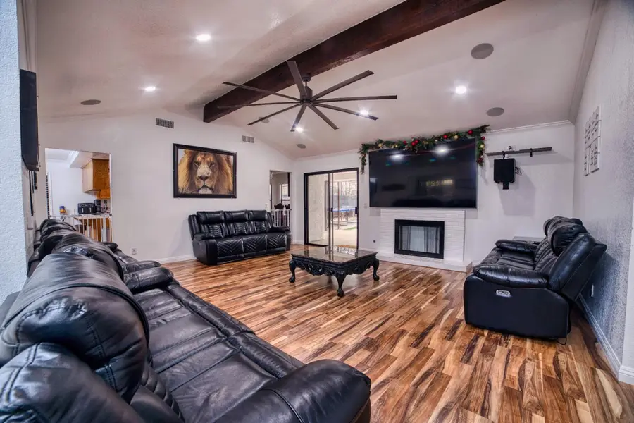 2520 Meadowrest Way, Madera, CA 93637 - #3