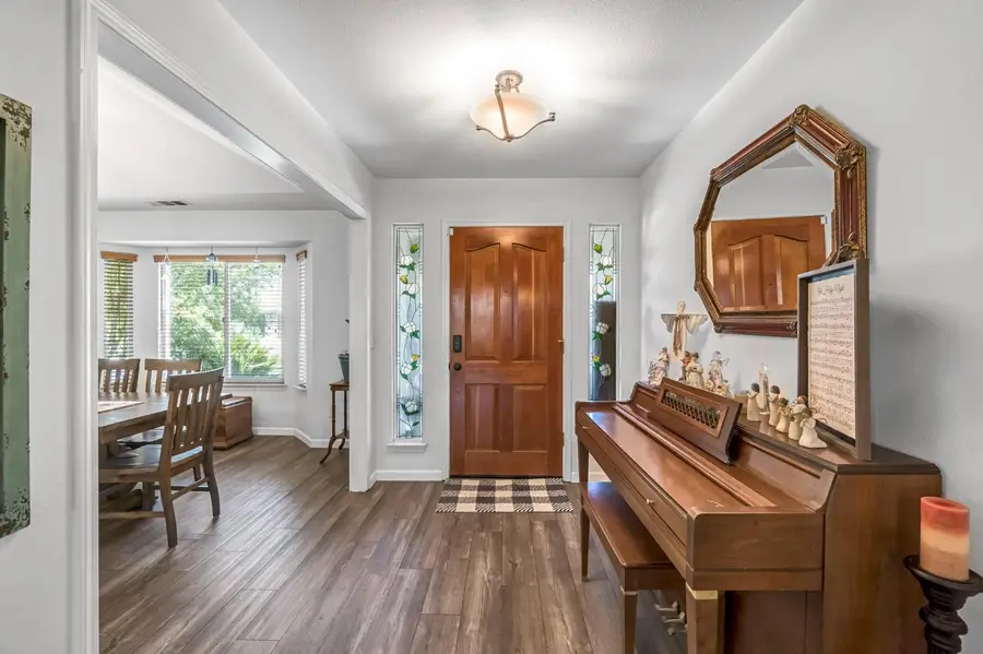 1405 Lincoln Lane, Lemoore, CA 93245 - #3