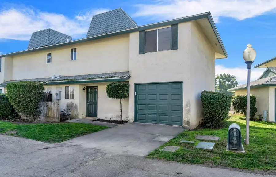 4853 N Winery Circle #105, Fresno, CA 93726 - Image #2