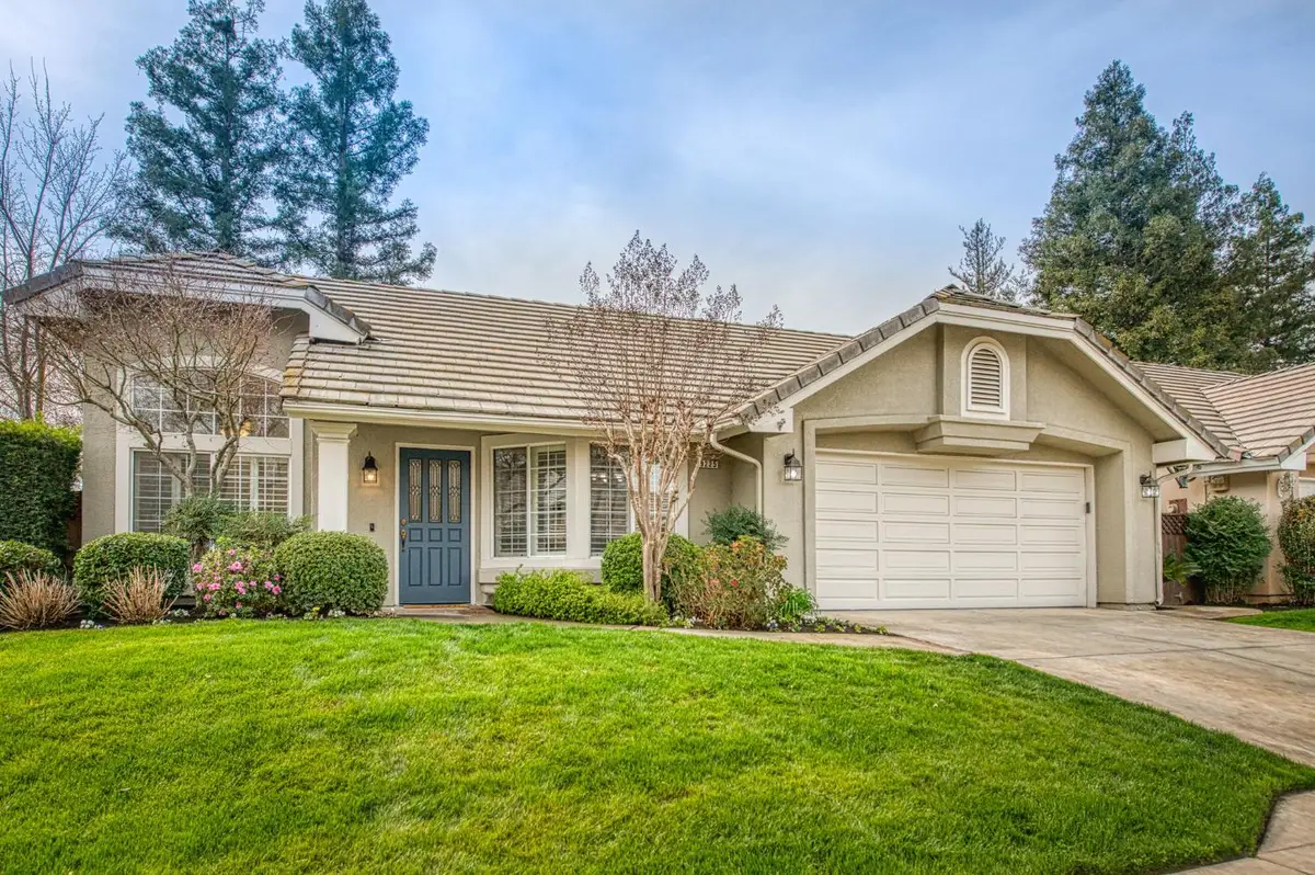 9225 N Bramwell Street, Fresno, CA 93720 - #1