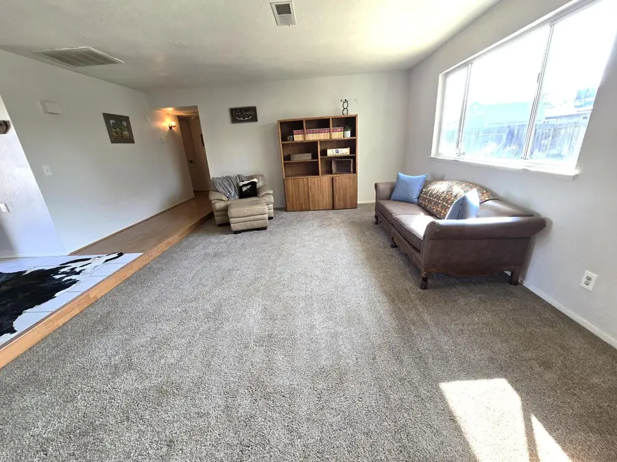 1584 Laverne Avenue, Clovis, CA 93611 - #3