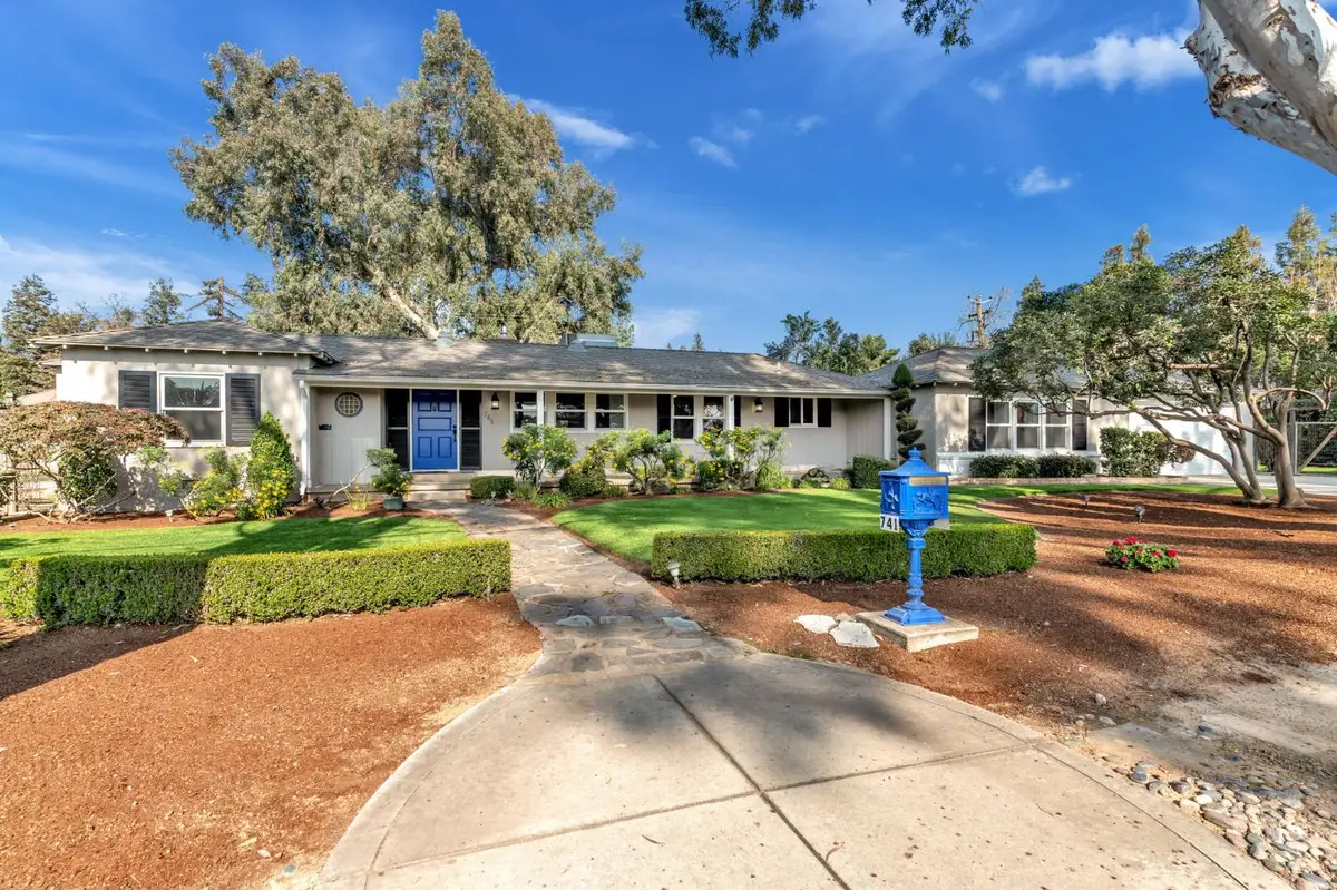 741 E Rialto Ave, Fresno, CA 93704 - Image #1