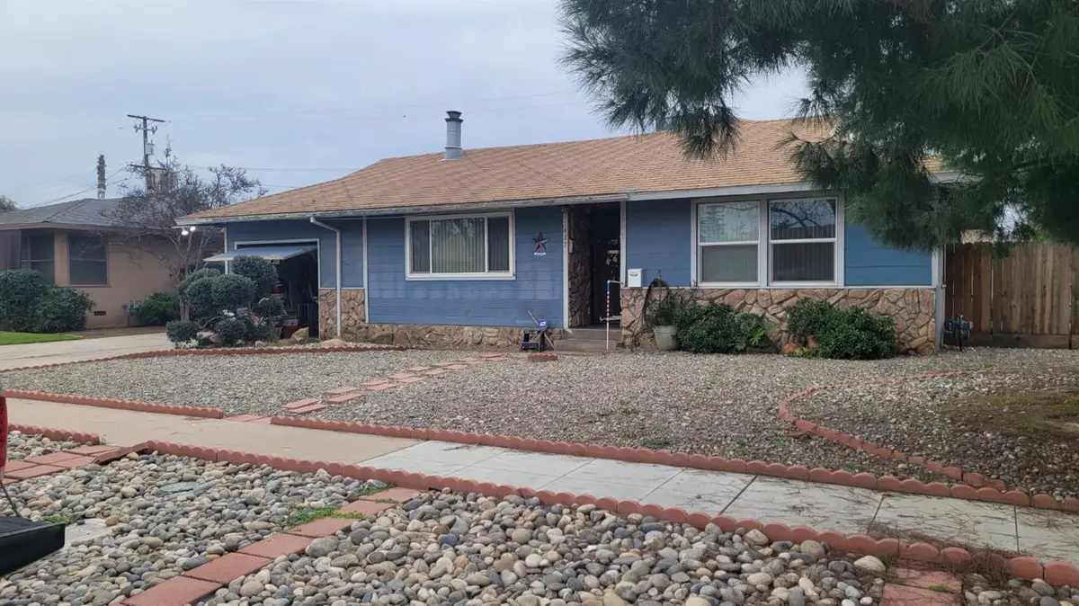 1837 W Bellaire Way, Fresno, CA 93705 - #1