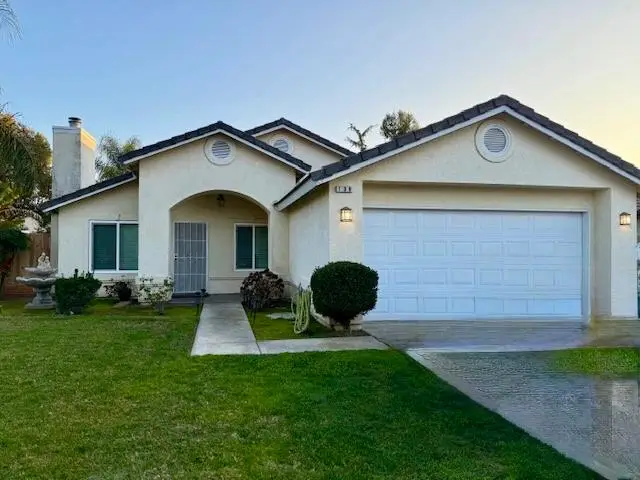 138 Lindquist Street, Kingsburg, CA 93631 - #1