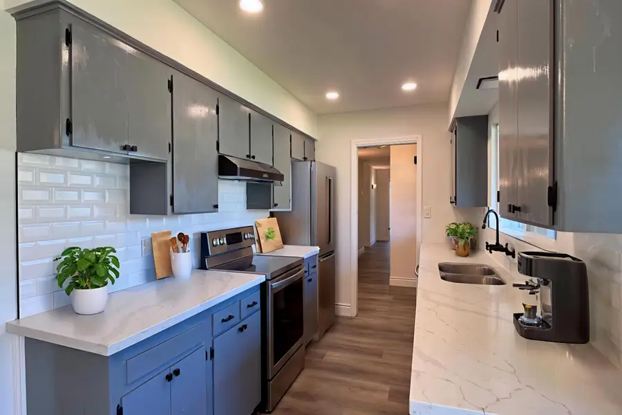 1765 W Barstow Avenue, Fresno, CA 93711 - #3