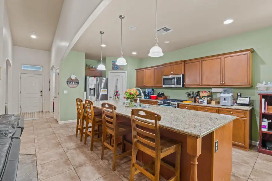 7287 W San Bruno Avenue, Fresno, CA 93723 - #3